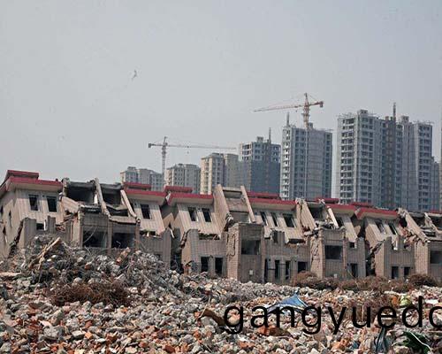 拆遷(qian)工(gong)程(cheng)