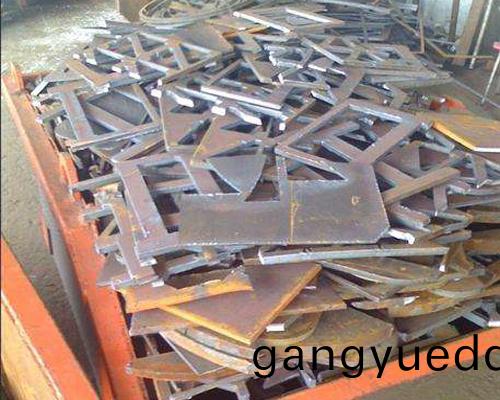 廢(fei)舊鋼(gang)材迴收